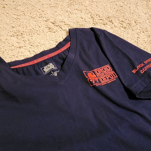 Star Wars Droid Depot T-shirt | Disney's Hollywood Studios | Women's - Picture 2 of 4